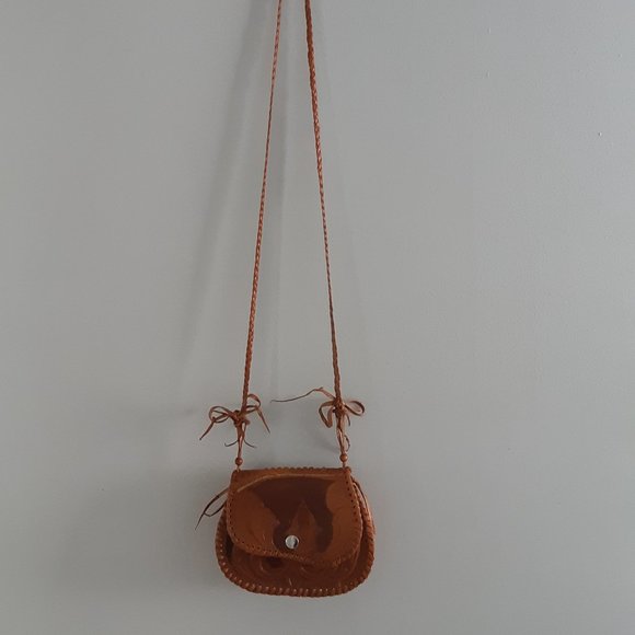 100% Leather Crossbody purse Boho Style - Picture 5 of 6